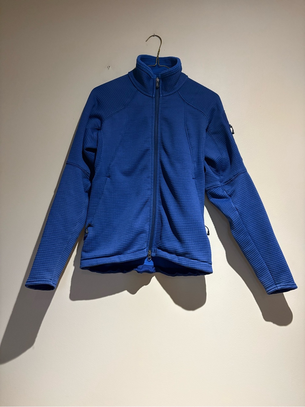 Patagonia Women's R1® Granular Jacket Blue Size Small Sunfading/Wear/Stains